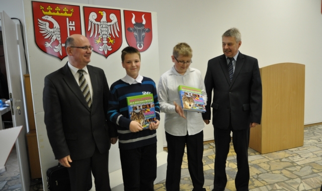 Laureaci Powiatowego Konkursu Matematycznego (fot. Powiat Obornicki)